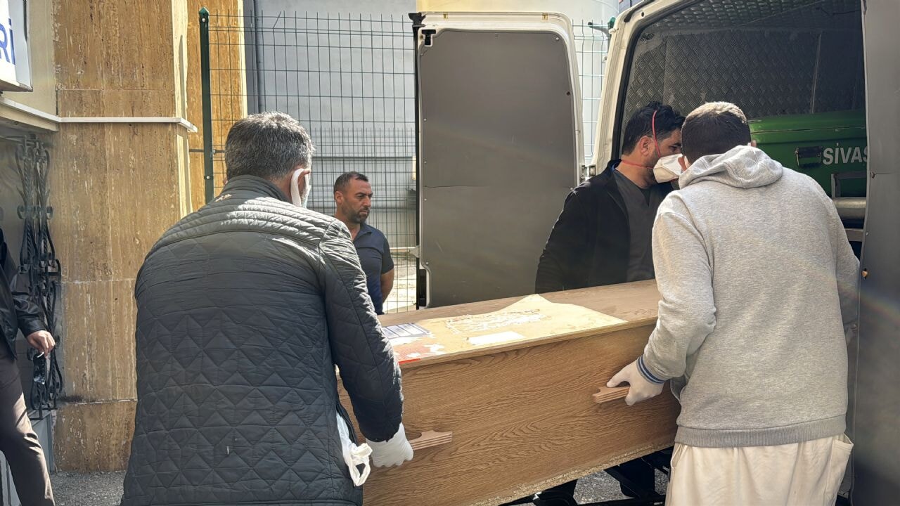 kene tehlikesi can aldi sivasta olumcul kkka suphesi lbVlmfNP