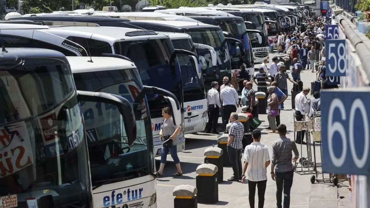 kurban bayraminda otobuslerde tarihi gizli yolcu denetimi basliyor g2HXqBRU