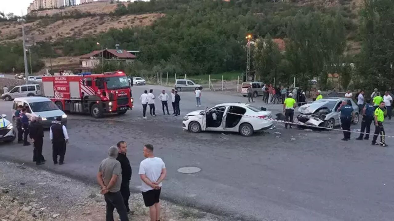 malatyada dugun konvoyunda feci kaza pXGJCcIS