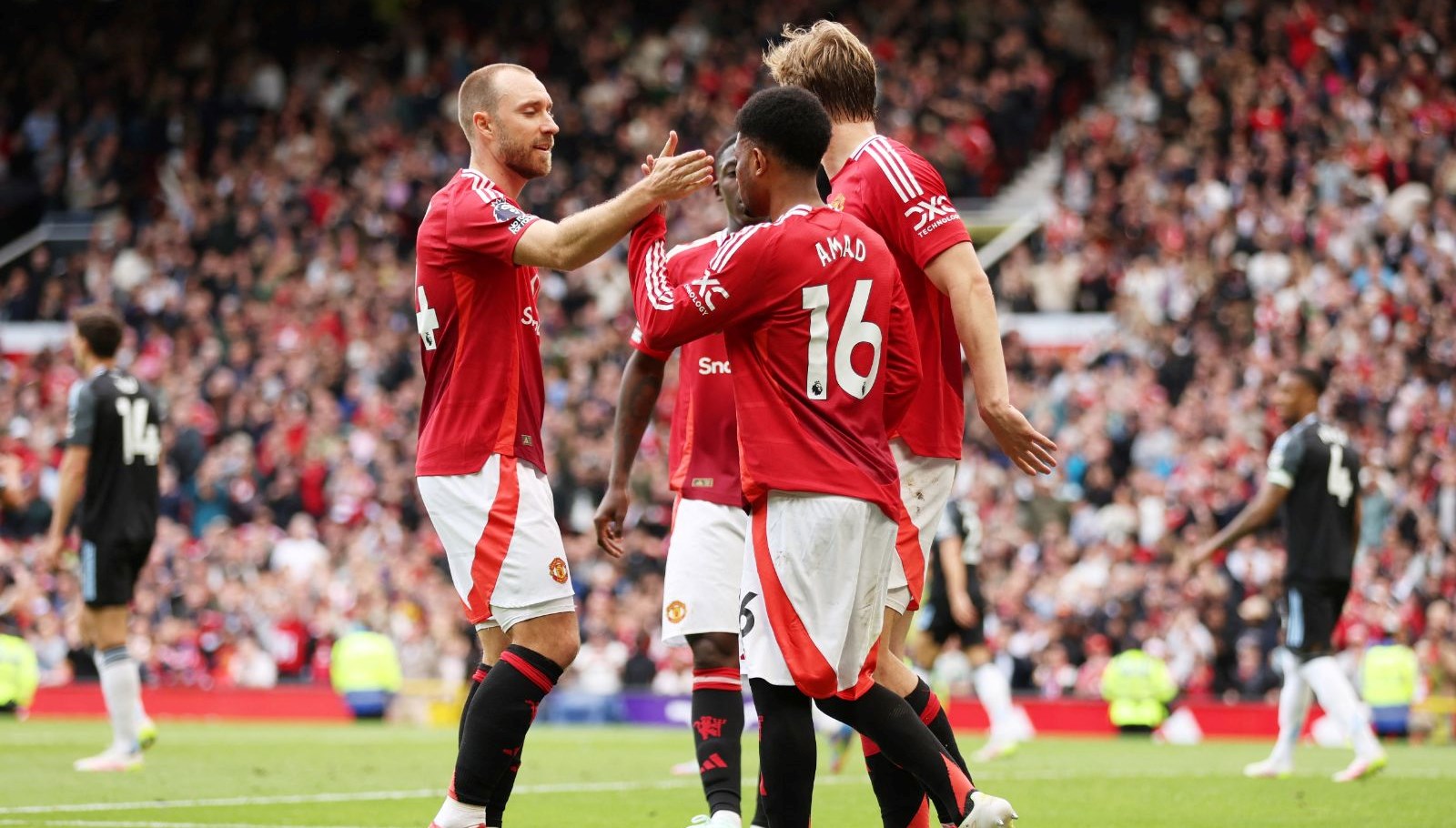 manchester unitedda 3 ayrilik vz5zcekE