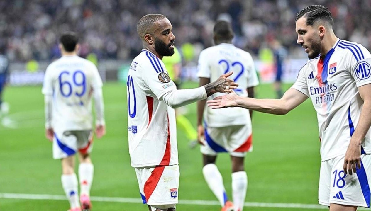 olimpiklyon kume dusuruldu vim6Pdz3