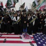 pakistan 24 saat icinde cark etti trumpi kiniyoruz YQxgVkem