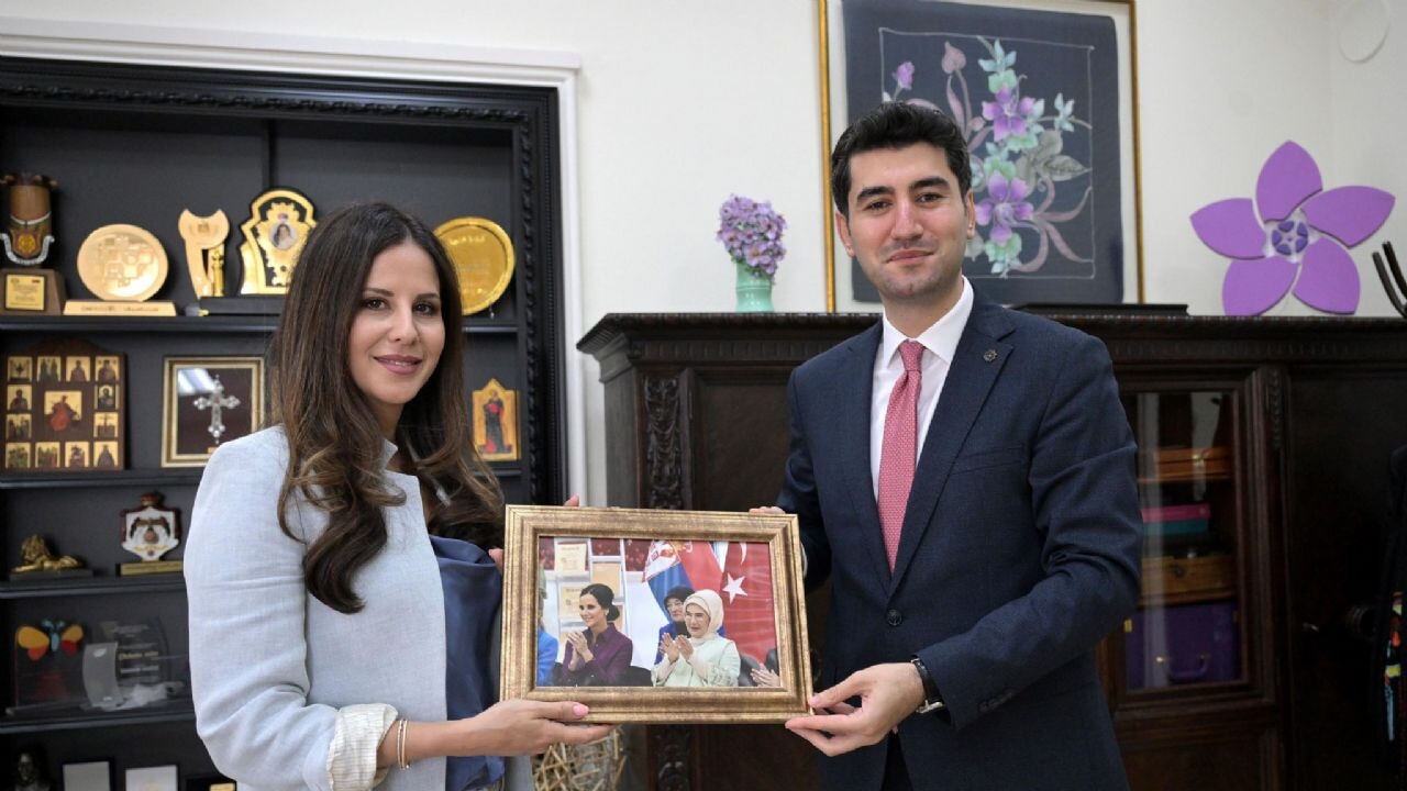 Sırbistan Cumhurbaşkanının eşi, Türkiye Maarif Vakfı Temsilcisini kabul etti 71 sirbistan cumhurbaskaninin esi turkiye maarif vakfi temsilcisini kabul etti r6lbXdZr
