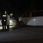 sivasta feci kaza minibus ters seride girdi otomobille carpisti cyOfrSSc