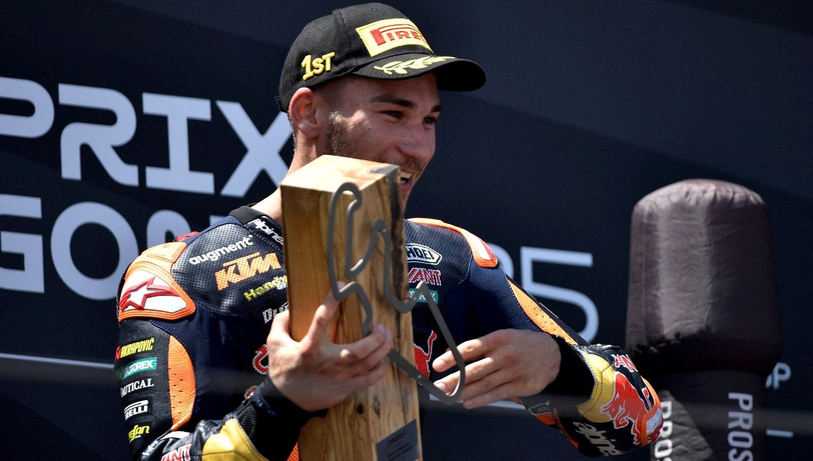 ulusal motosikletci deniz oncuden tarihi zafer aYyVaCOs