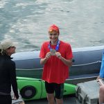 16 yasindakiarda manhattan adasini yuzerek gecti l5qTP246