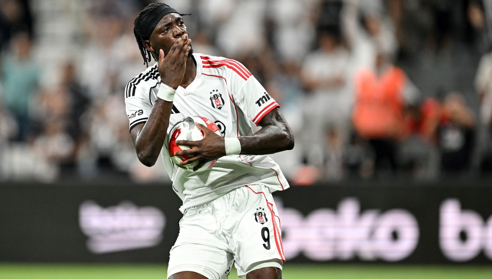 abrahamdan birinci resmi macinda siftah yNN1peOu