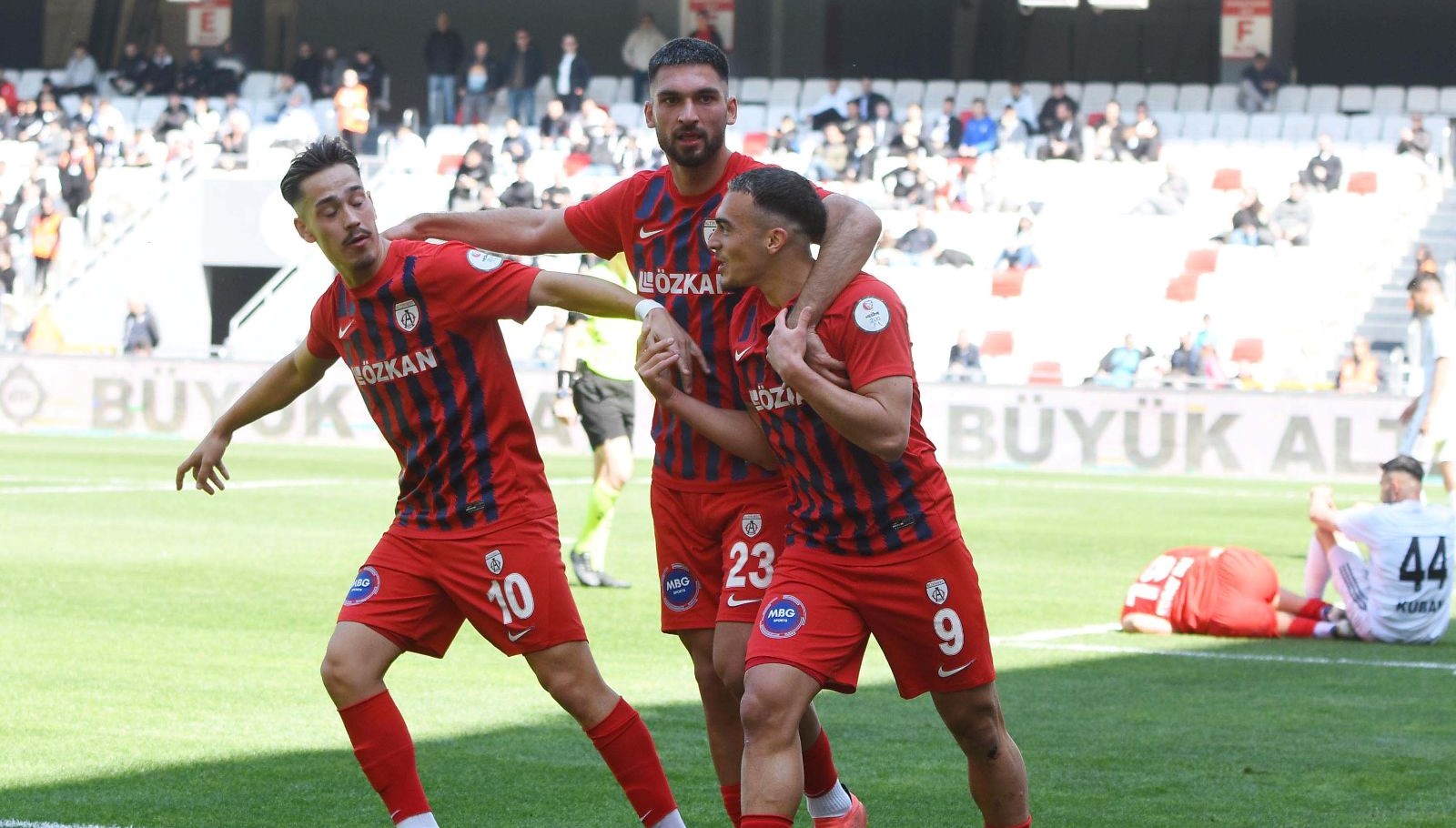 altinorduda giden cok gelen yok ftgZP2MU