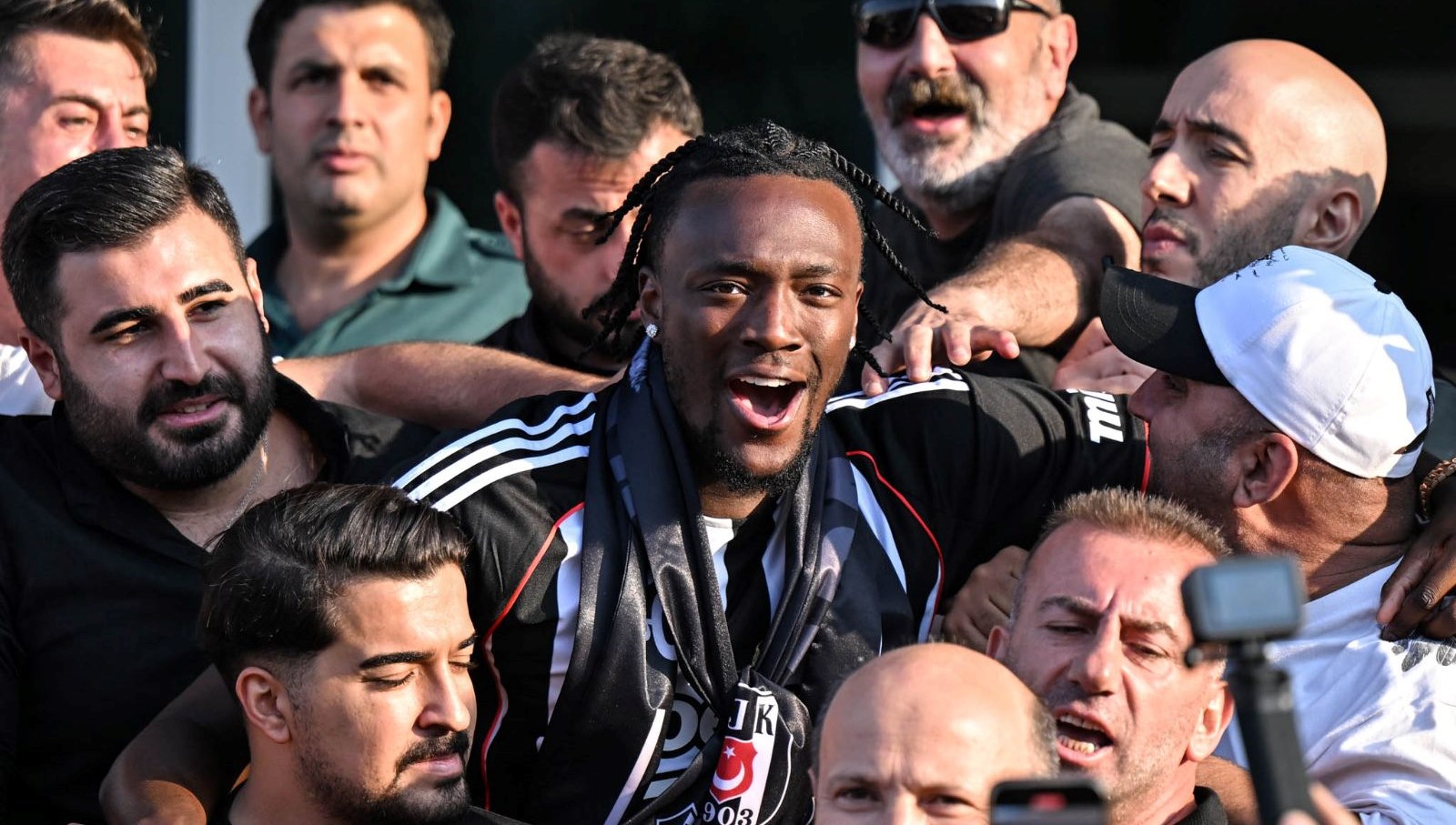 besiktas tammy abrahami acikladi iste maliyeti
