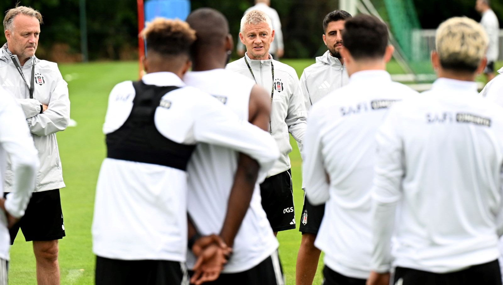 besiktasin avrupa takimi muhakkak oldu 4 futbolcu yer almadi A9GOFn3d