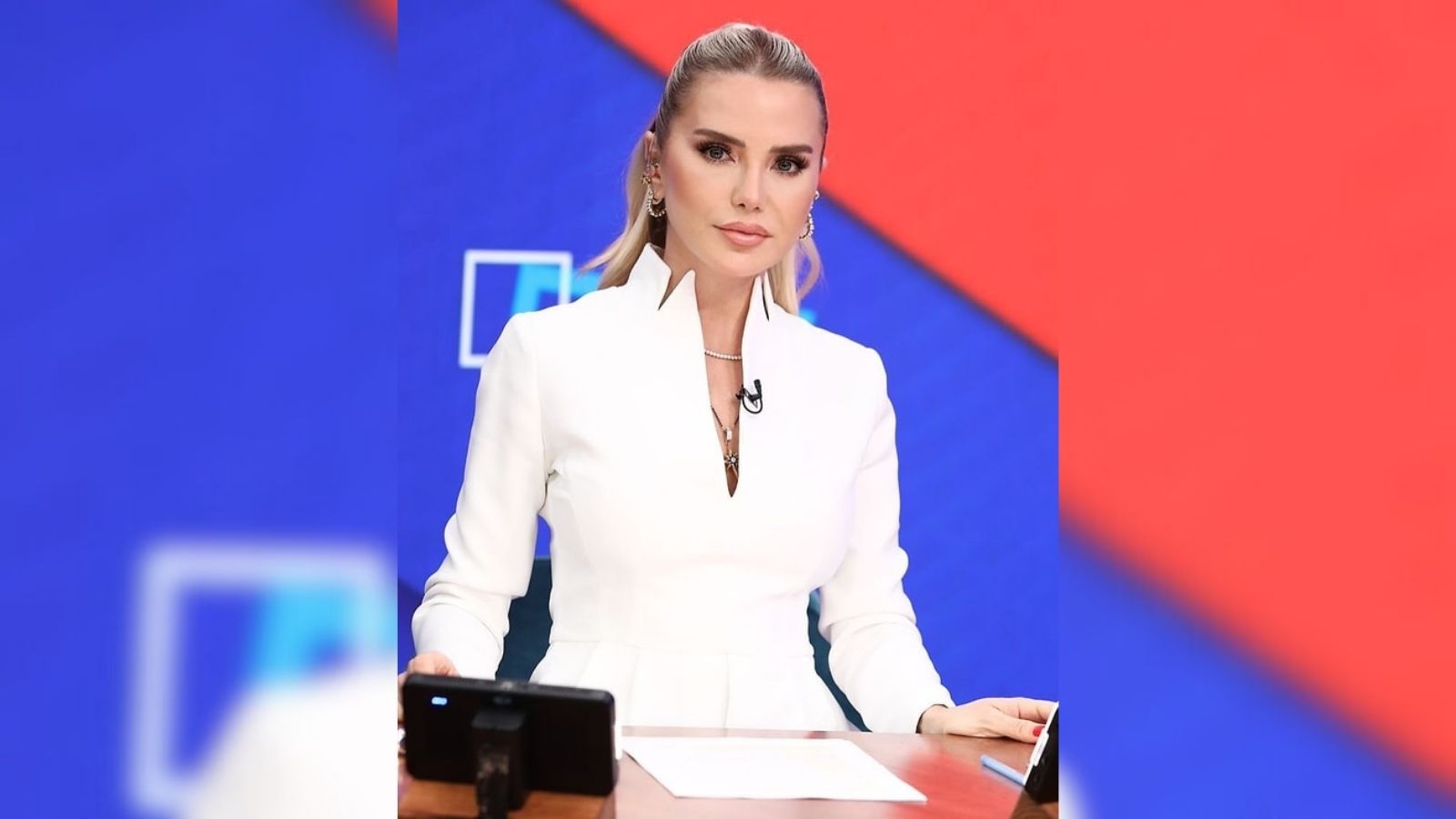 ece erken ve sinan akcil aski 3 gun surdu takipten cikardi iliski bitti mi QNXButjd