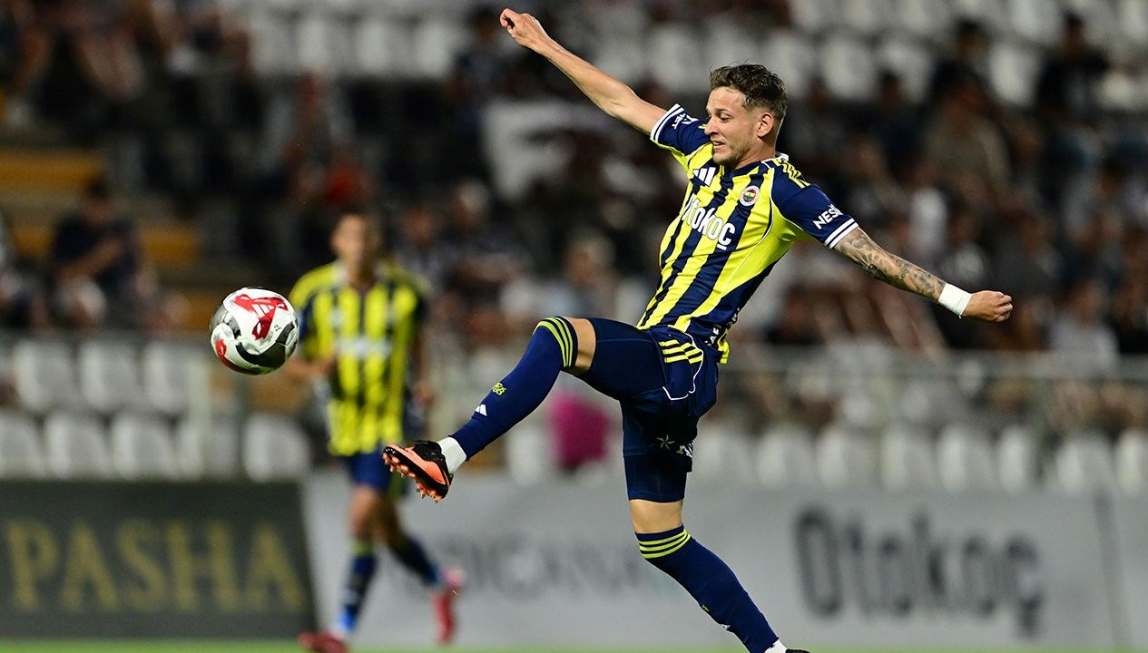 fenerbahce birinci hazirlik macinda 2 golle kazandi HJjODydf