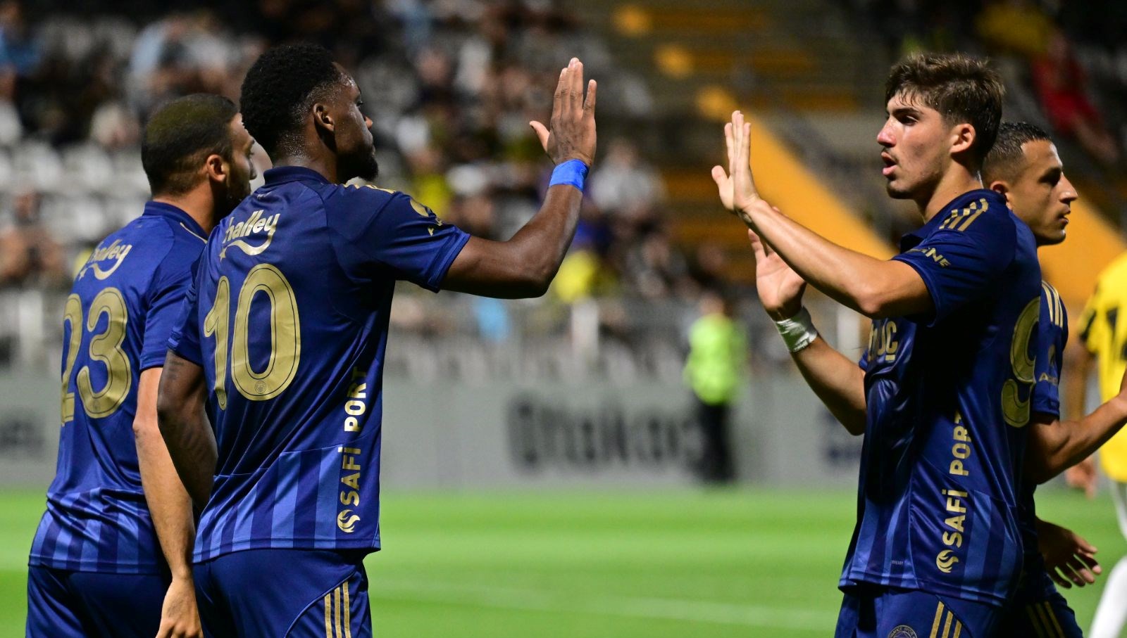 fenerbahce hazirlik macinda farkli kazandi durandan birinci macinda 2 gol nEYqFhJD