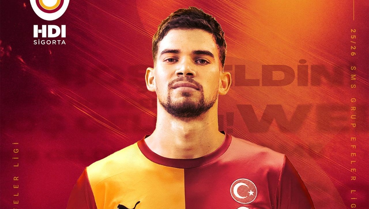 galatasaraydan erkek voleybola destek 1 yillik imza PADmyhPm