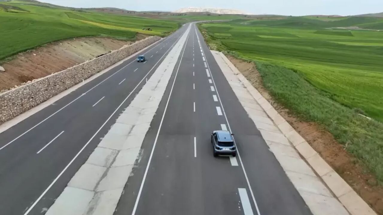 gece saatlerinde bazi otoyollar ulasima tamamen kapatilacak Y1FgEOcX