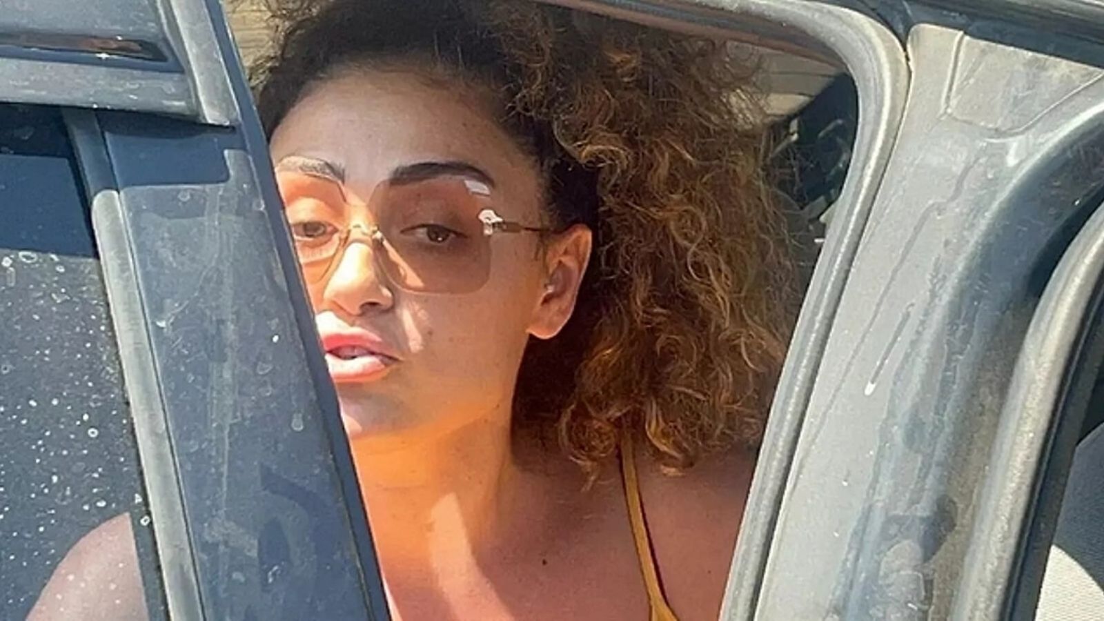 ibrahim tatlisesin kizi dilan citak trafikte teror estirdi vldEqND7