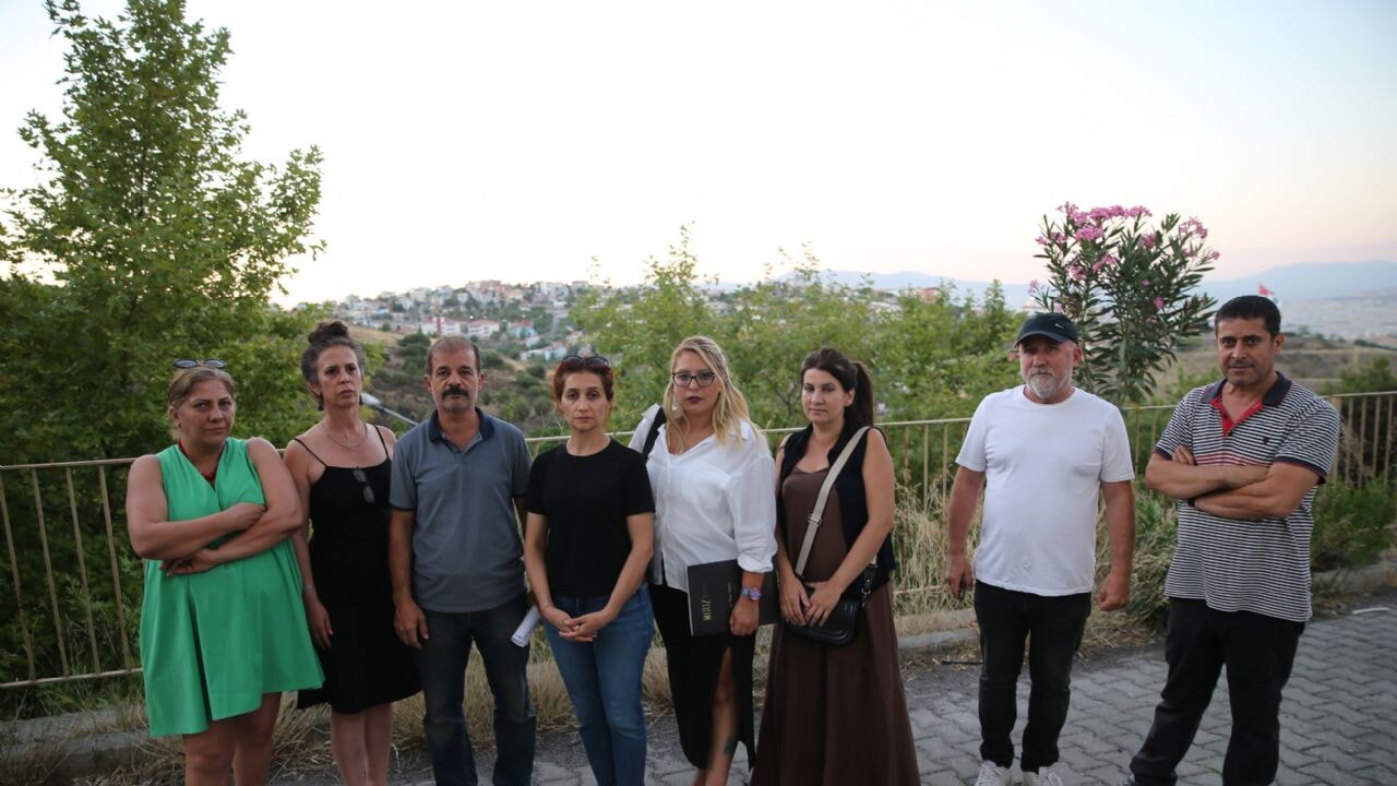 izmirde 9 ailenin suyu ve elektrigi mahkeme kararina ragmen kesildi p2f4avVd