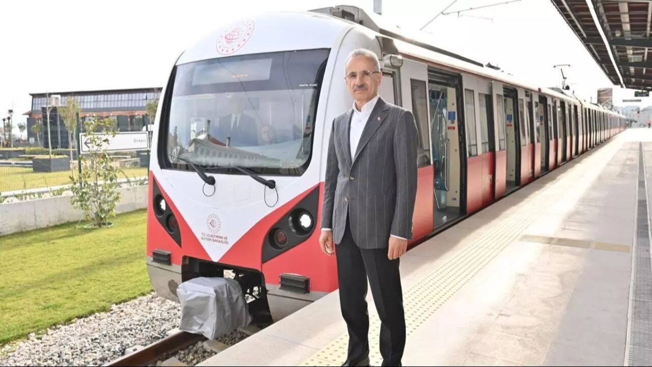 metro ve tren hatlari 15 temmuzda ucretsiz hizmet verecek AEIp2bDW