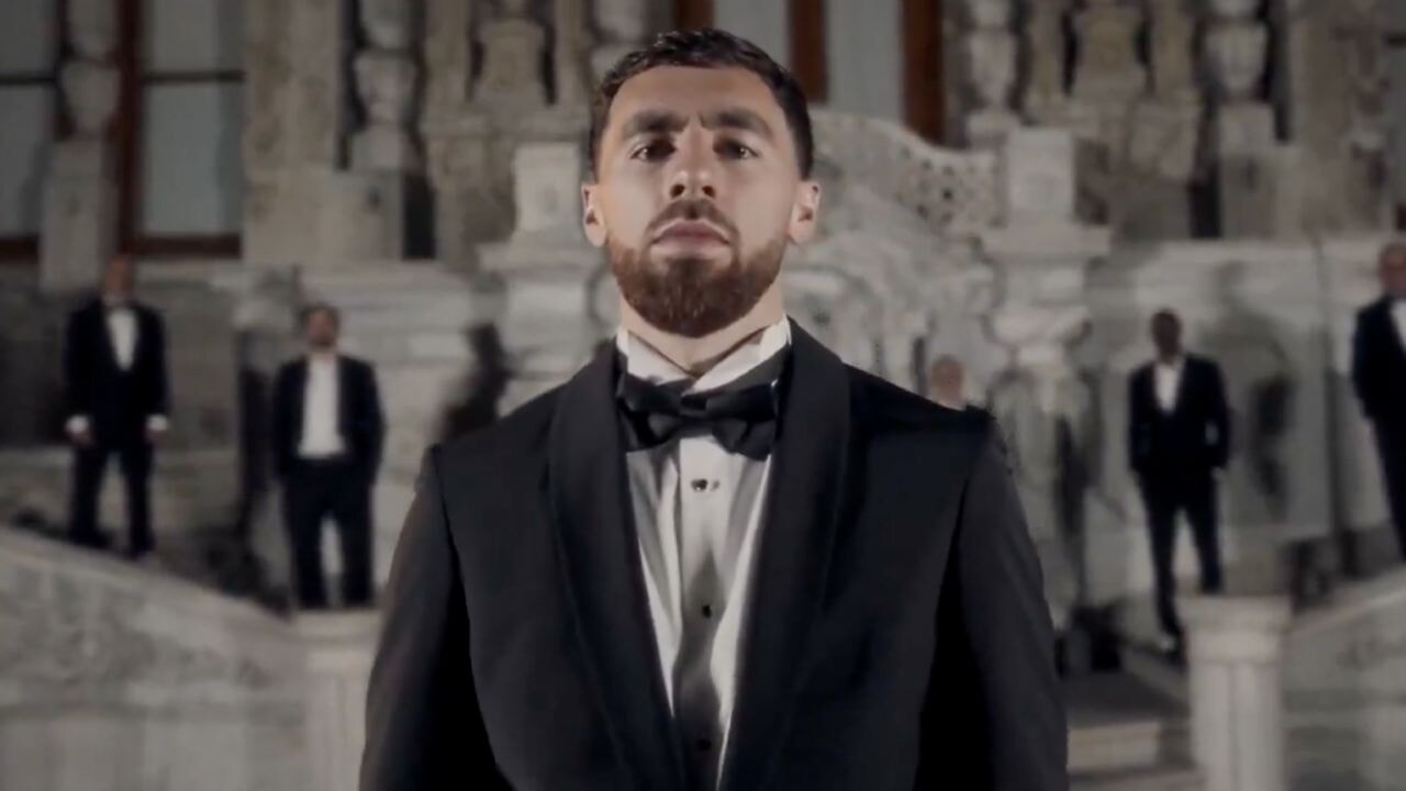 orkun kokcunun besiktasa gelisi film oldu 2RWr3Vk4