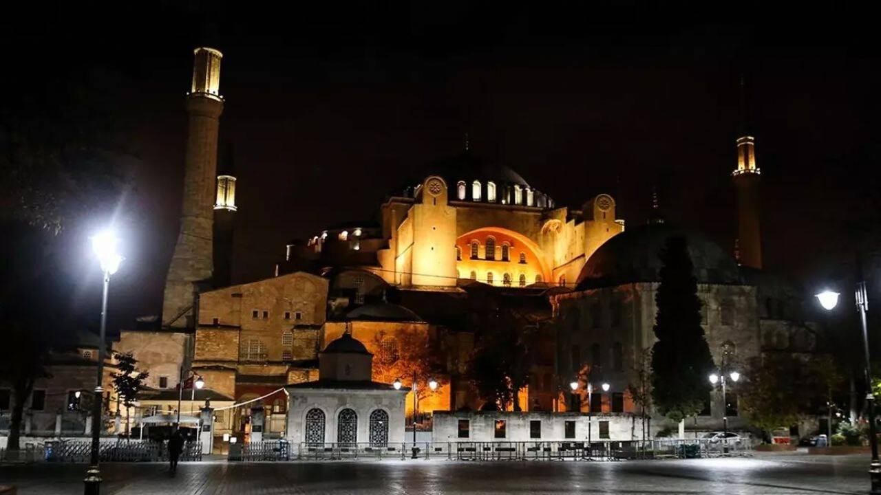 saat 0013te turkiye tek yurek oldu selalar okundu EUfpvBaI