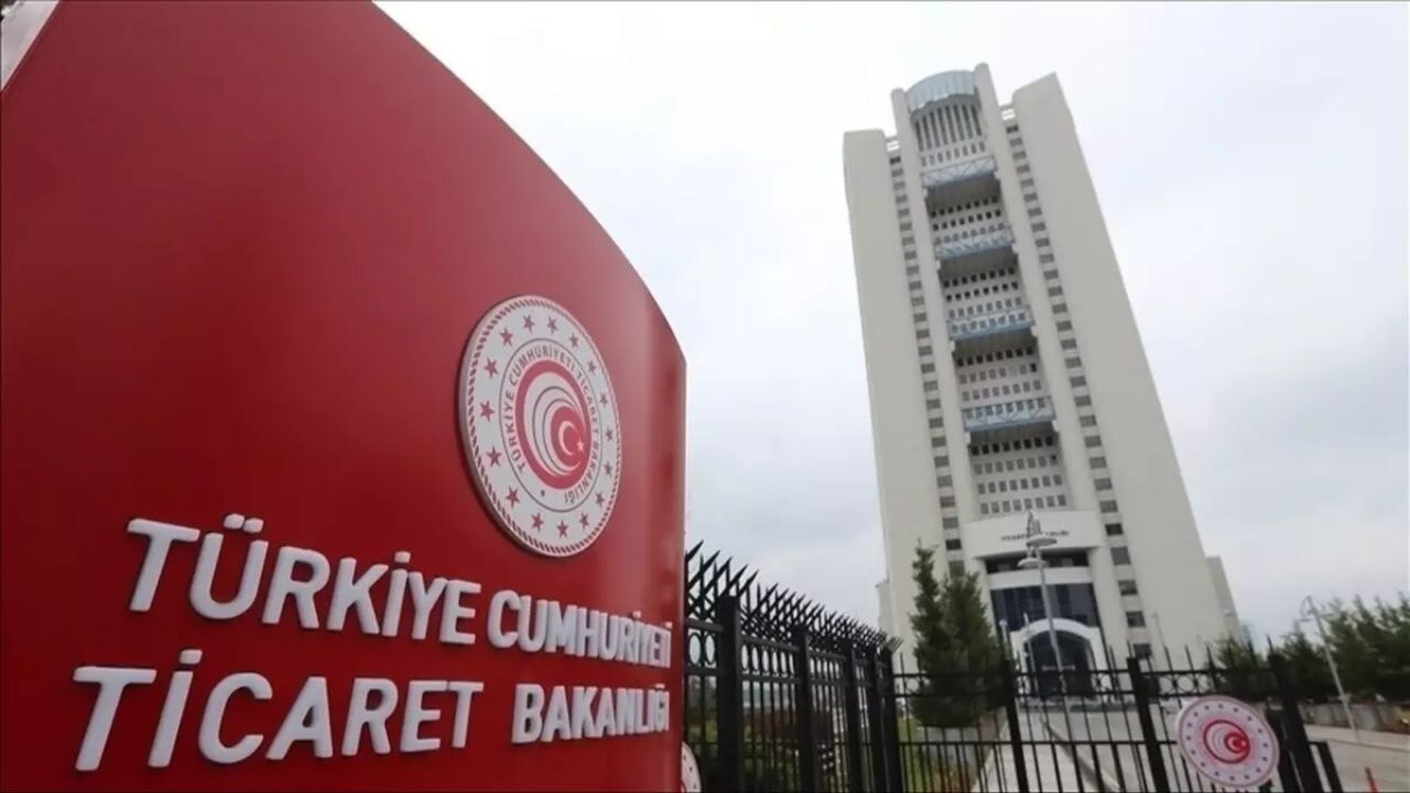 Ticaret Bakanlığı'ndan Çin saatlerine yeni vergi kararı 71 ticaret bakanligindan cin saatlerine yeni vergi karari