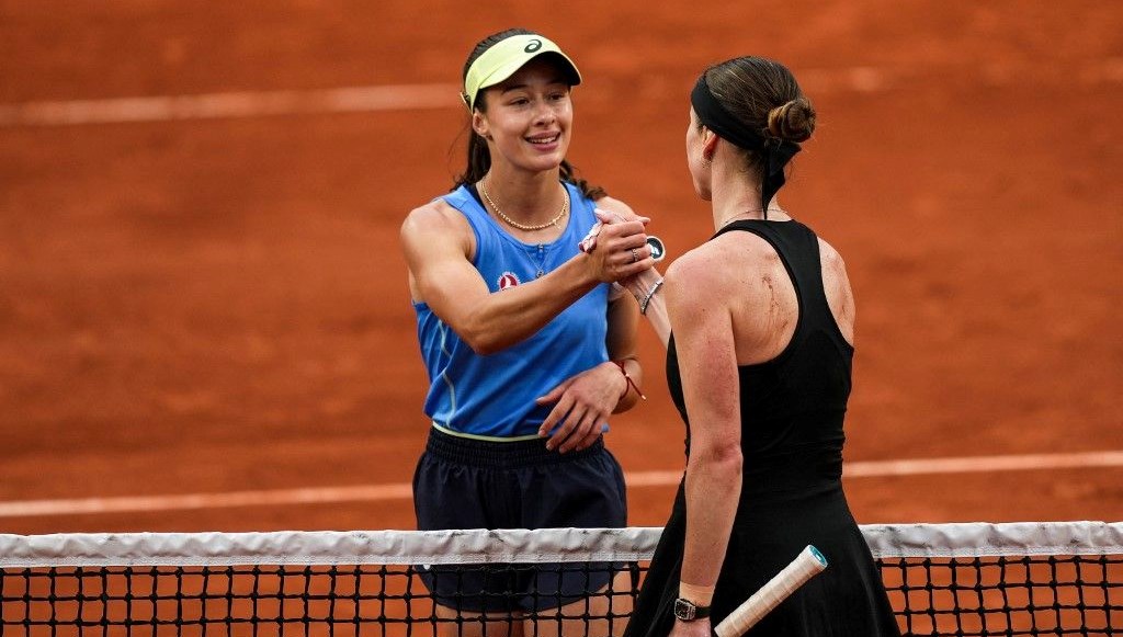 zeynep sonmez tekrar tarih yazmak icin kortta TVE7Z1BA