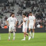 besiktasta taraftarlardan protesto djbZaVDb