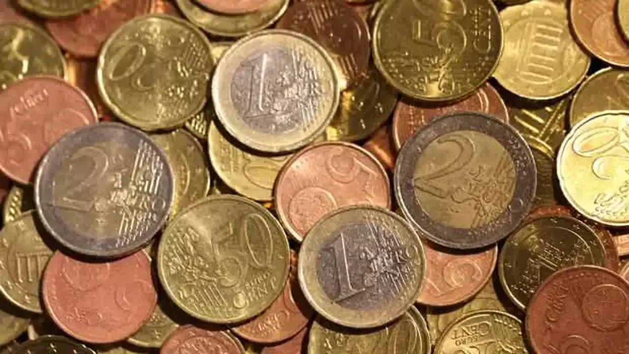 bu parayi cuzdaninda saklayanlar koseyi dondu fiyati durduralamiyor