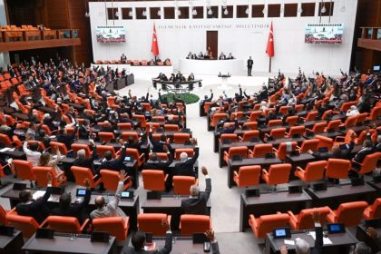 israilin gazzedeki isgal ve soykirimina karsi tbmmden tarihi karar dYLVhLDZ