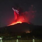 lewotobilaki laki yanardaginda siddetli patlama 10 kilometrelik kul sutunu yukseldi CFmdS5aZ