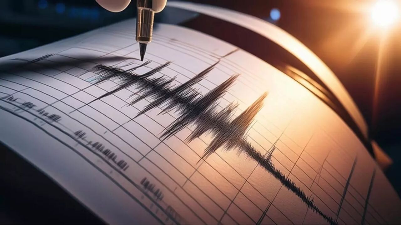 sindirgida gece deprem meydana geldi Qryg6jRn