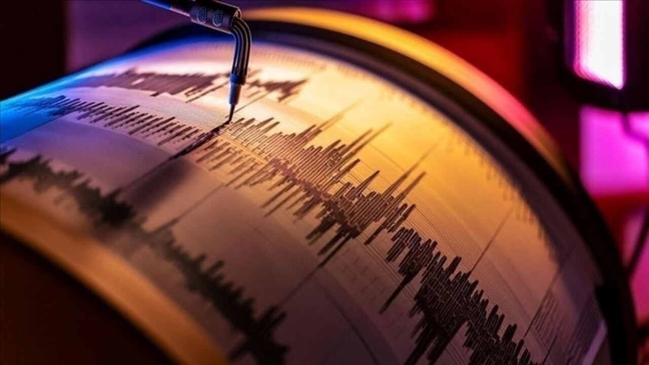 tokatta gece yarisi korkutan deprem