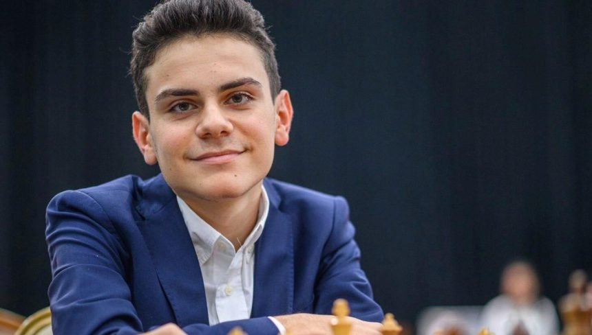 16 yaşında tarih yazdı: Dünya şampiyonunu yenen birinci Türk 71 16 yasinda tarih yazdi dunya sampiyonunu yenen birinci turk TuwJ9jCi