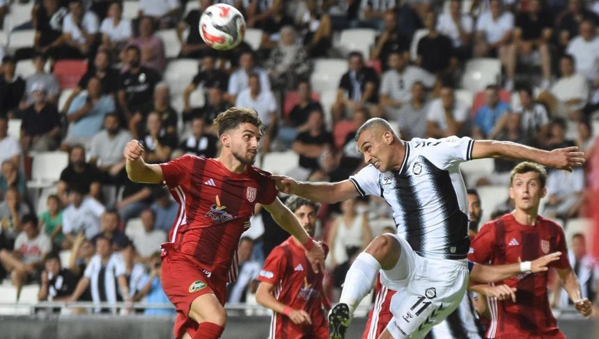 altay gayretten mutlu SfV2BJqU