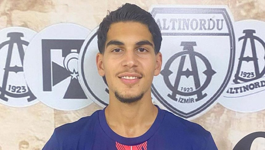 altinordu deplasmanda cikis pesinde l5j9YTgT