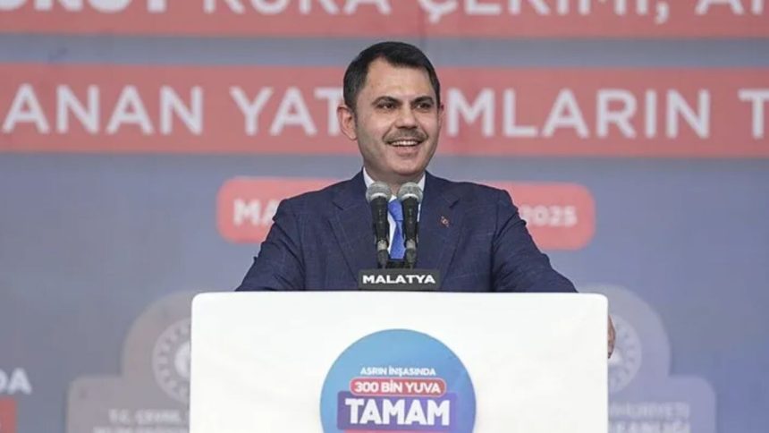 asrin insasinda 300 bininci konut teslim edildi bakan kurum her sey yeniden basliyor SZ777U13