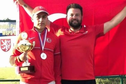 babasiyla avda basladi dunya sampiyonu oldu l4FMaRzv