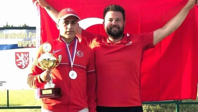 Babasıyla avda başladı, Dünya Şampiyonu oldu 71 babasiyla avda basladi dunya sampiyonu oldu l4FMaRzv