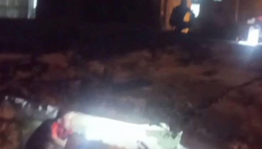 Batman'da 2 katlı bina çöktü 71 batmanda 2 katli bina coktu JpYpPP1A