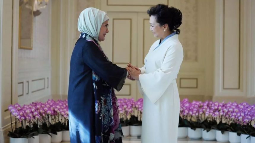 cinin tiencin kentinden emine erdogandan tarihi zirve paylasimi BZsAvm7p