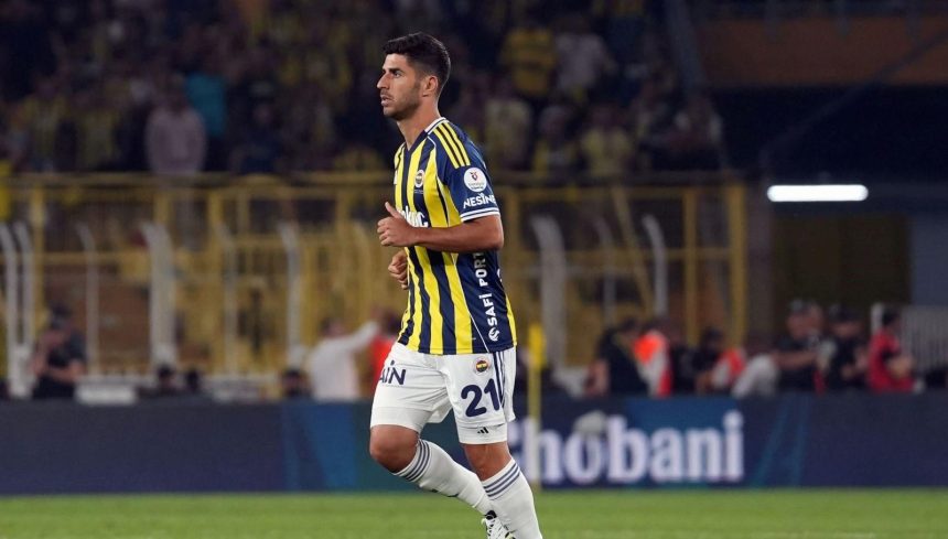 fenerbahcedeyeniler birinci defa alana cikti uA74TrWI