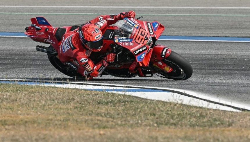 motogp san marinoda kazanan marc marquez r3rkNxkM