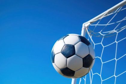 paris fc strasbourg maci ne vakit saat kacta ve hangi kanalda fransa 8yJBEkI3