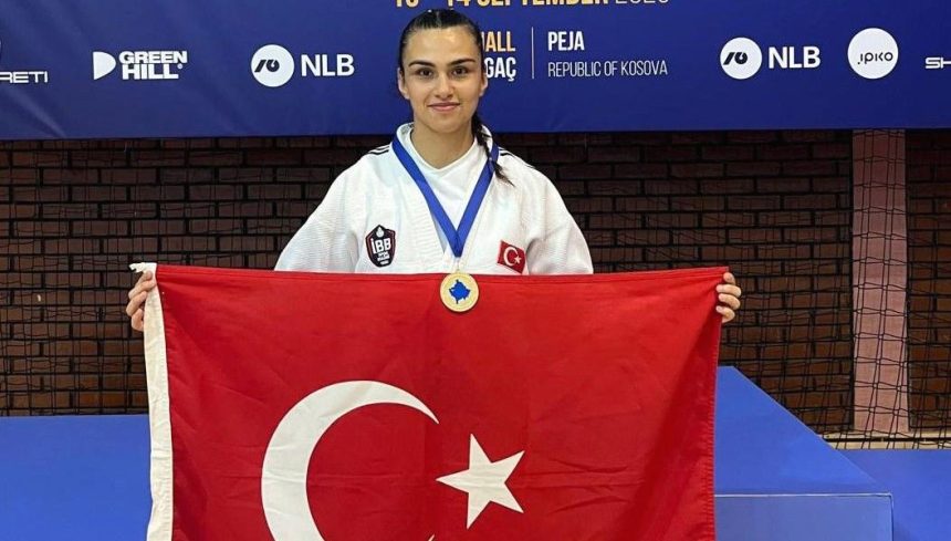 rizeli rumeysa judoda balkan sampiyonu oldu FqRJf9ag