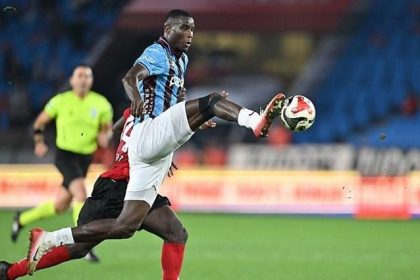 super ligde 7 hafta trabzonspor karagumruk karsisinda 3 puan pesinde ti3yYYpx