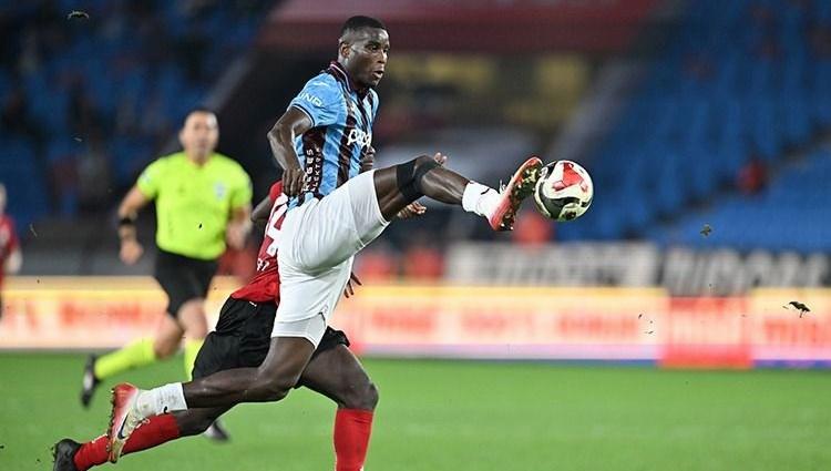 super ligde 7 hafta trabzonspor karagumruk karsisinda 3 puan pesinde