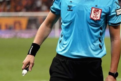 super ligde tartismali durumlari canli yayinda masaya yatirildi eunyHBtB