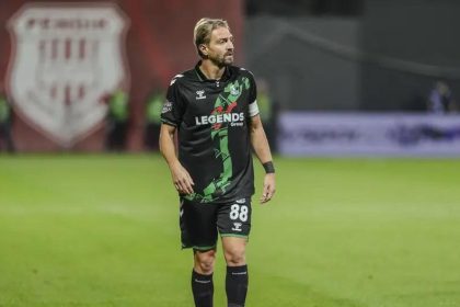 takim disi kalan caner erkinbana kufur etti diyerek kendini savundu OhFWcThS