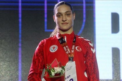 ulusal boksor busra isildar dunya ikincisi oldu NA24Qn8C