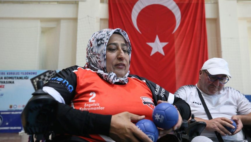 yanlis igne yuzunden felc kaldi boccia ile yasama tutundu upSm1GiN